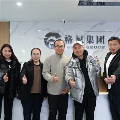 Čínsky klient navštívi GNEE a podpíše objednávku titánových platní GR12